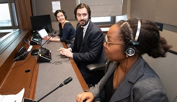 Interprète de conférence à Abidjan — service d’interprétation IvoireTrad